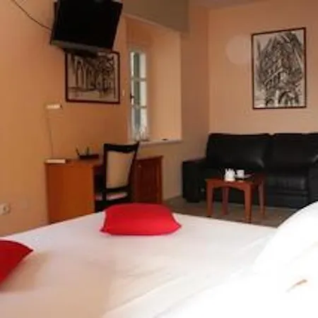 Toni Palace 4*