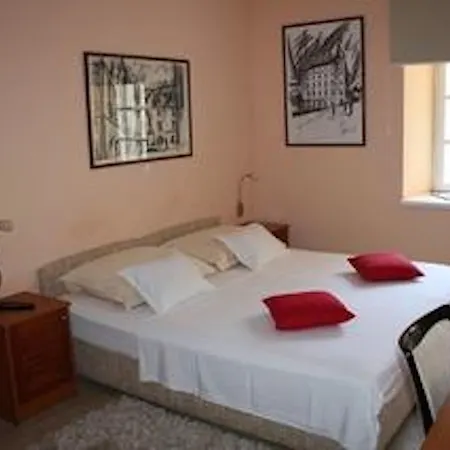Toni Palace Split